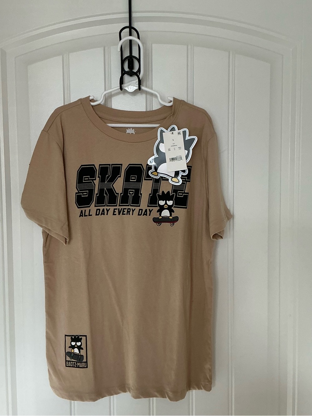 Badtz-Maru Sanrio Boys  Large Skate Graphic T Shirt Casual Tan Black